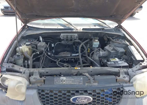 2006 Ford Escape Xls/Xls Manual from USA, damaged, VIN 1FMYU02Z06KB10283